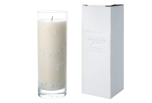 MILK-GLASS-CANDLE-made-by-APOTHEKE-FRAGRANCE_05